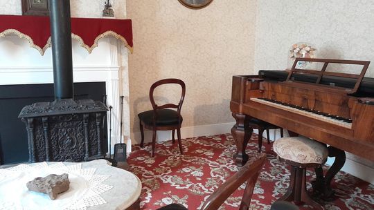 Tour the Jackson House Museum